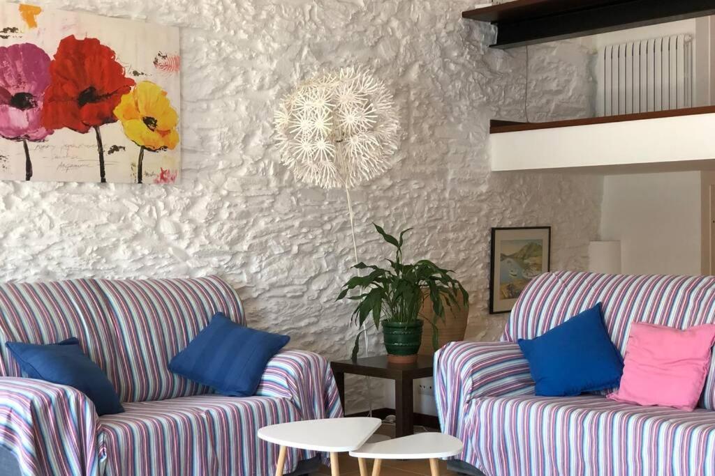 Roques - Casa En Primera Linea De Mar En Cadaqués Eksteriør bilde