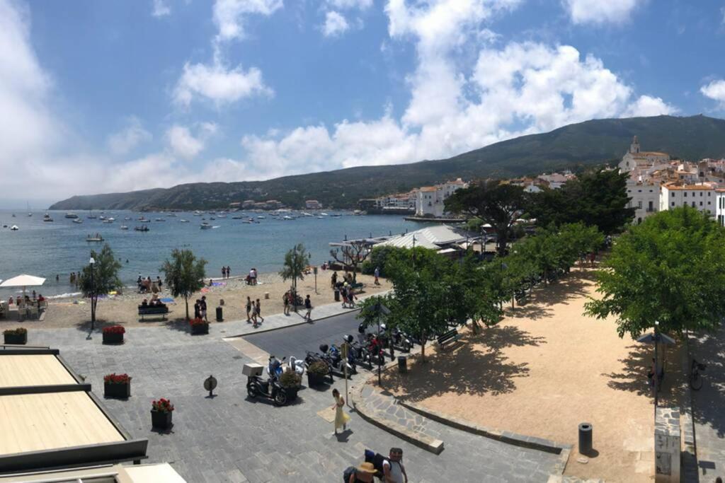 Roques - Casa En Primera Linea De Mar En Cadaqués Eksteriør bilde