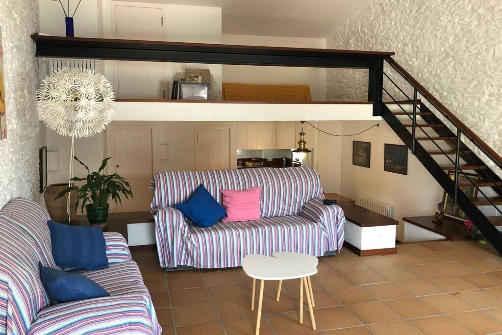 Roques - Casa En Primera Linea De Mar En Cadaqués Eksteriør bilde